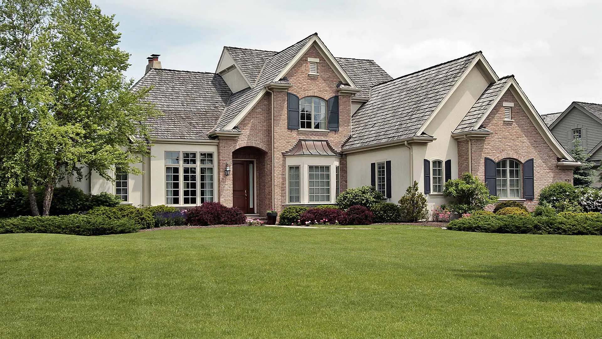 Lawn care and landscaping in Noblesville IN